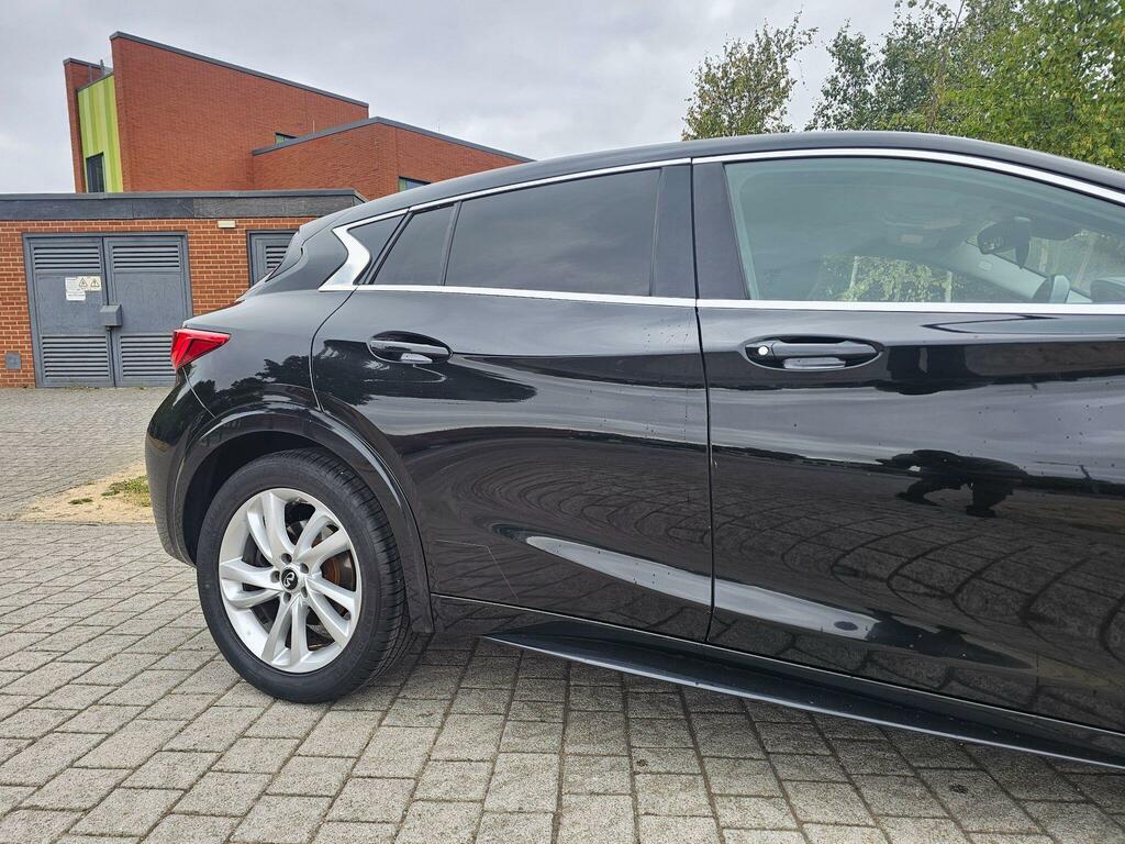 Infiniti Q30 1.5D Business Executive Dct Euro 6 Ss Black #5