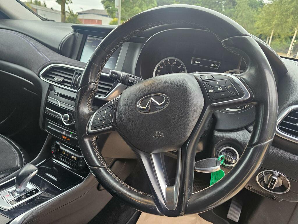 Infiniti Q30 1.5D Business Executive Dct Euro 6 Ss Grey #30
