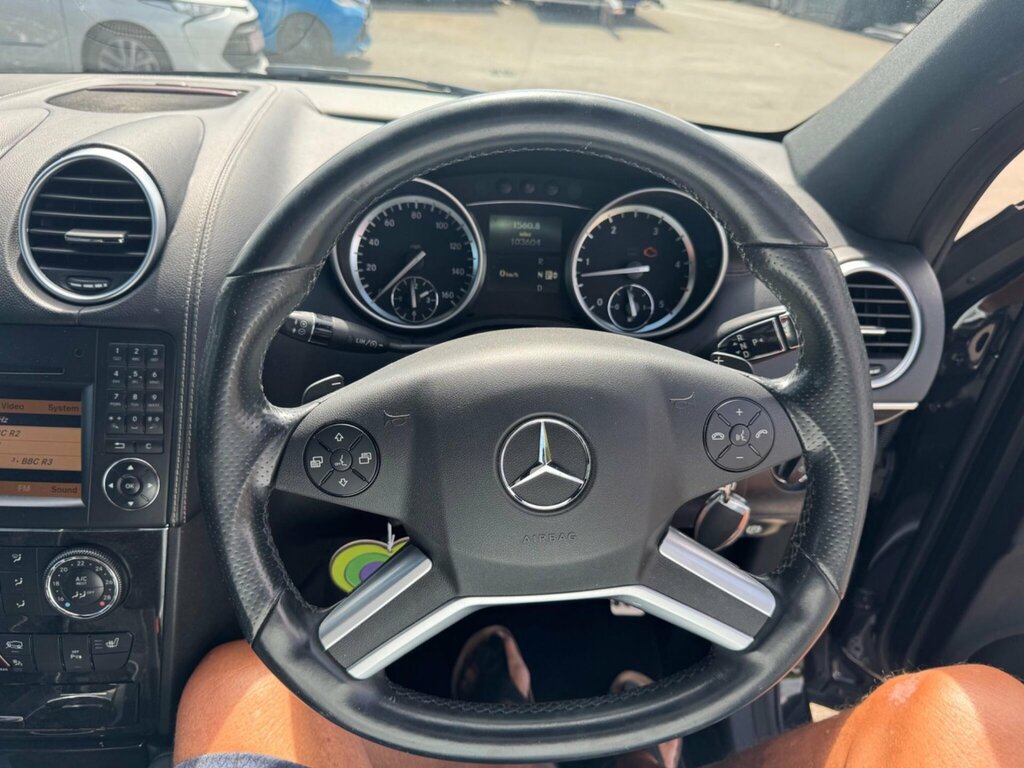 Mercedes-Benz M Class Suv 3.0 Ml350 Cdi V6 Blueefficiency Sport Tiptroni Black #37