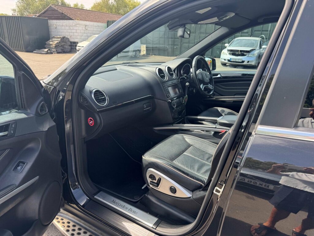 Mercedes-Benz M Class Suv 3.0 Ml350 Cdi V6 Blueefficiency Sport Tiptroni Black #35