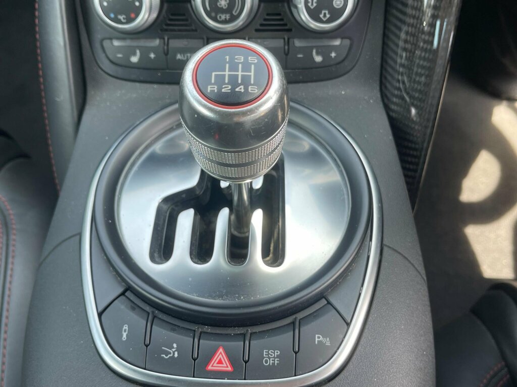 Audi R8  Black #21