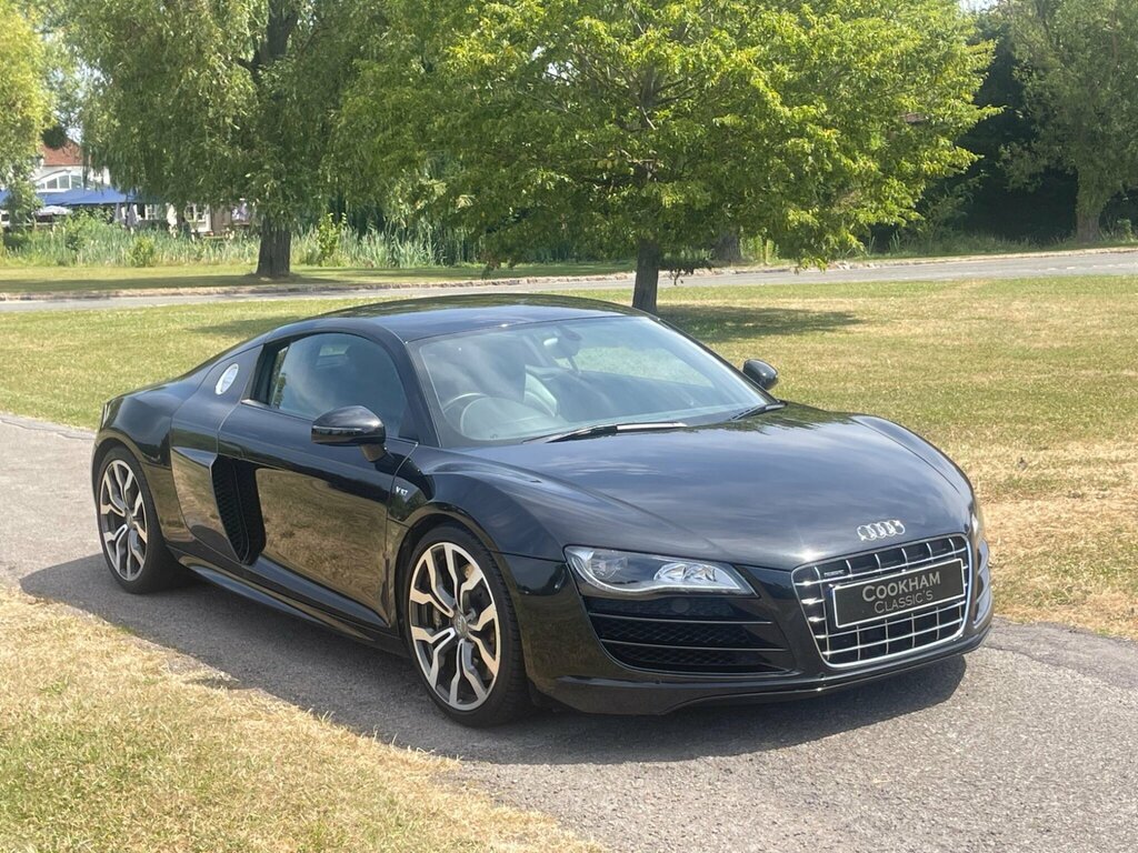 Audi R8  Black #8