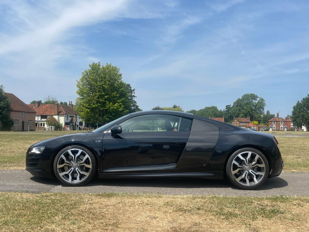 Audi R8  Black #14