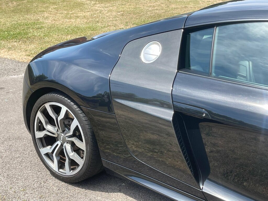 Audi R8  Black #34