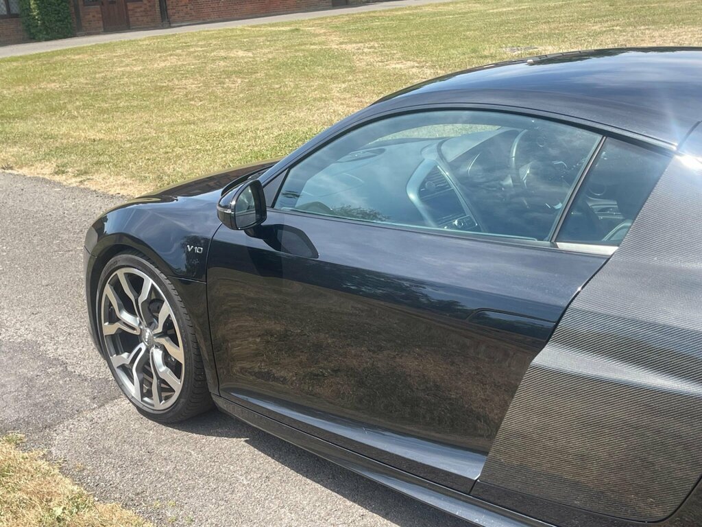 Audi R8  Black #41