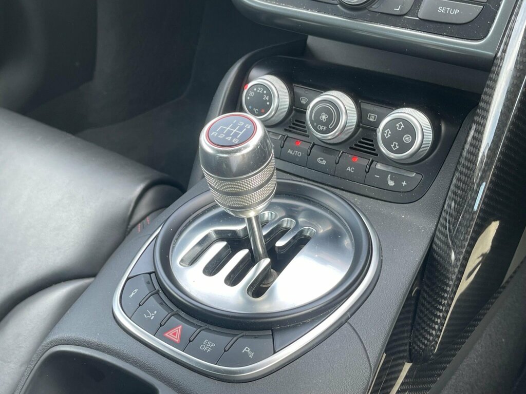 Audi R8  Black #20