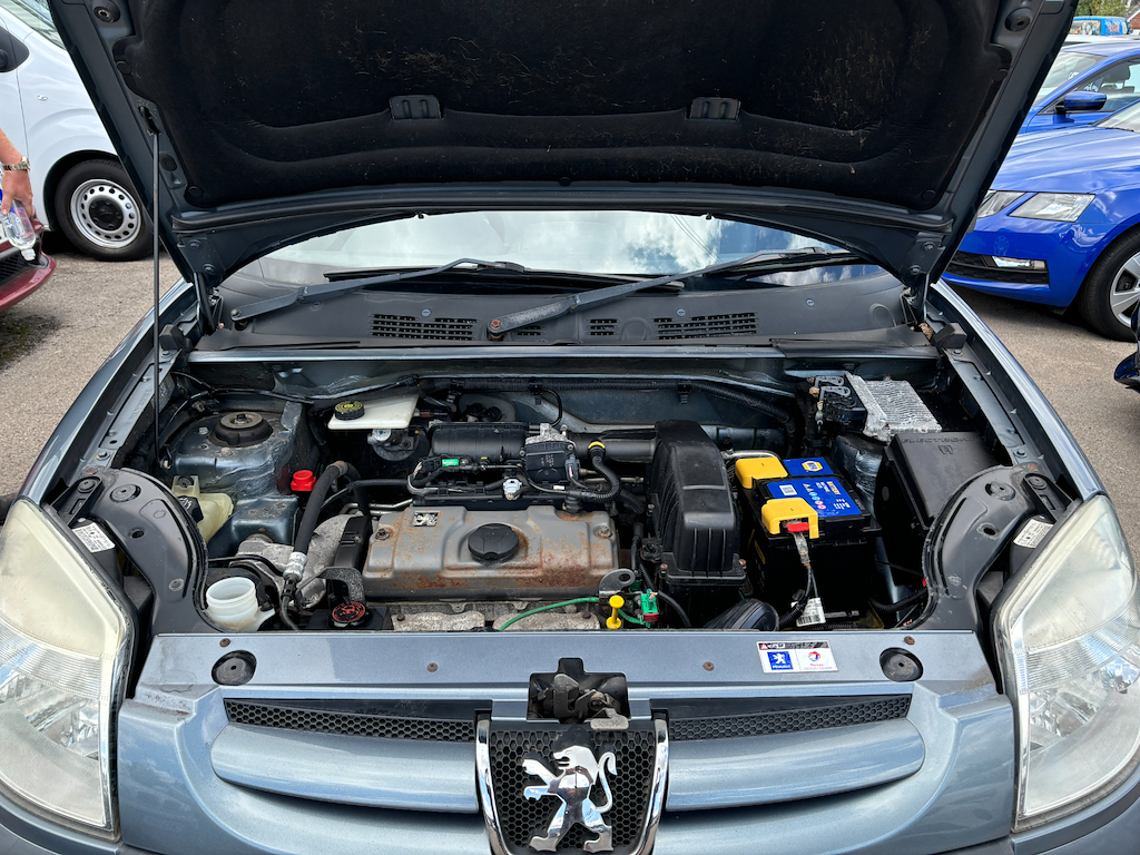 Peugeot Partner 1.6 Hdi 600Lx White #10