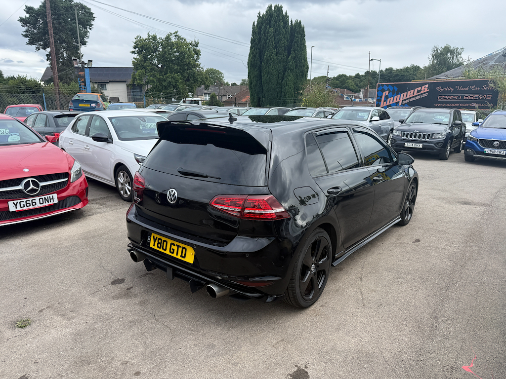 Volkswagen Golf Gtd #6