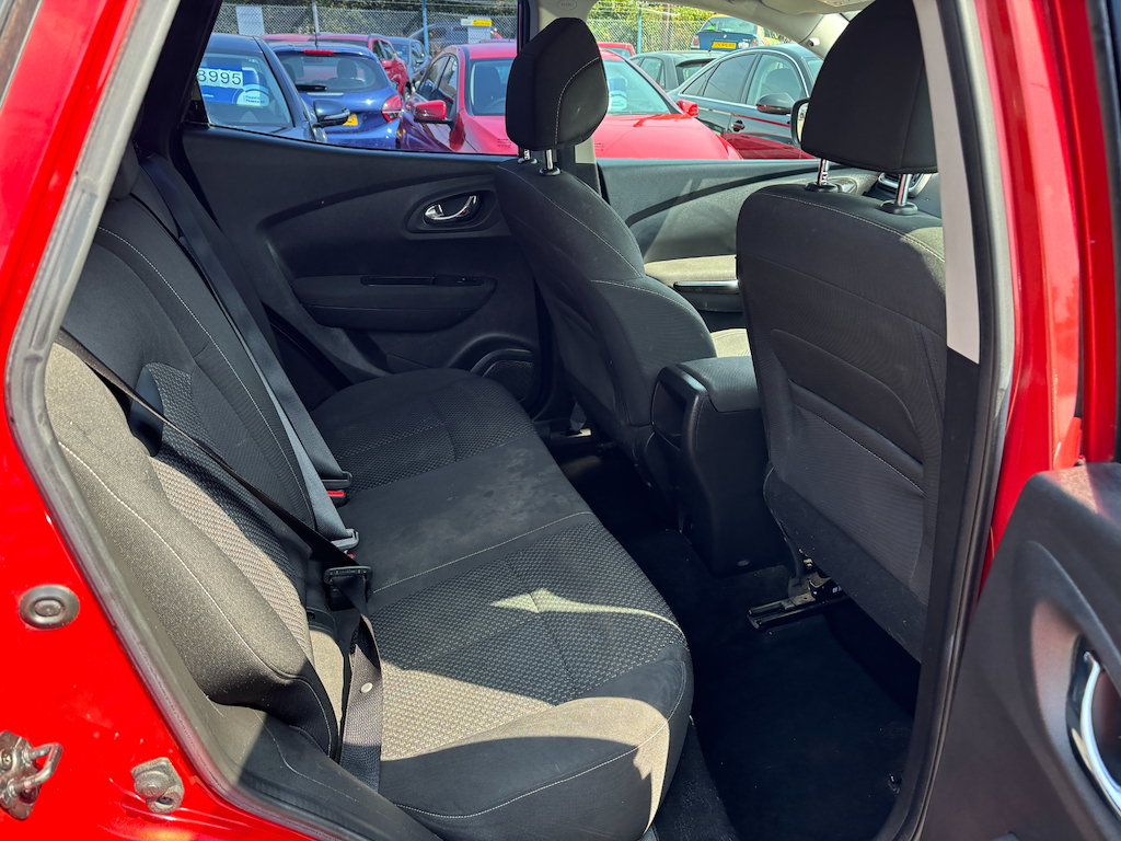 Renault Kadjar 1.6 Dci Signature Nav Suv Euro 6 Ss Red #8