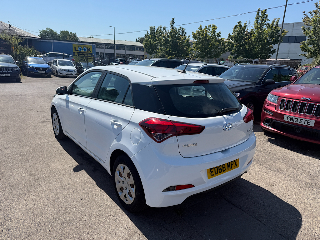 Hyundai I20 Mpi S Air #4