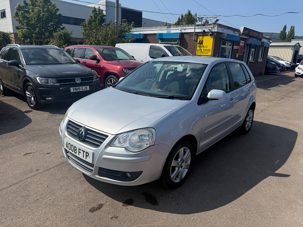Volkswagen Polo Volkswagen Polo 1.4 Match Hatchback Aut Grey #3