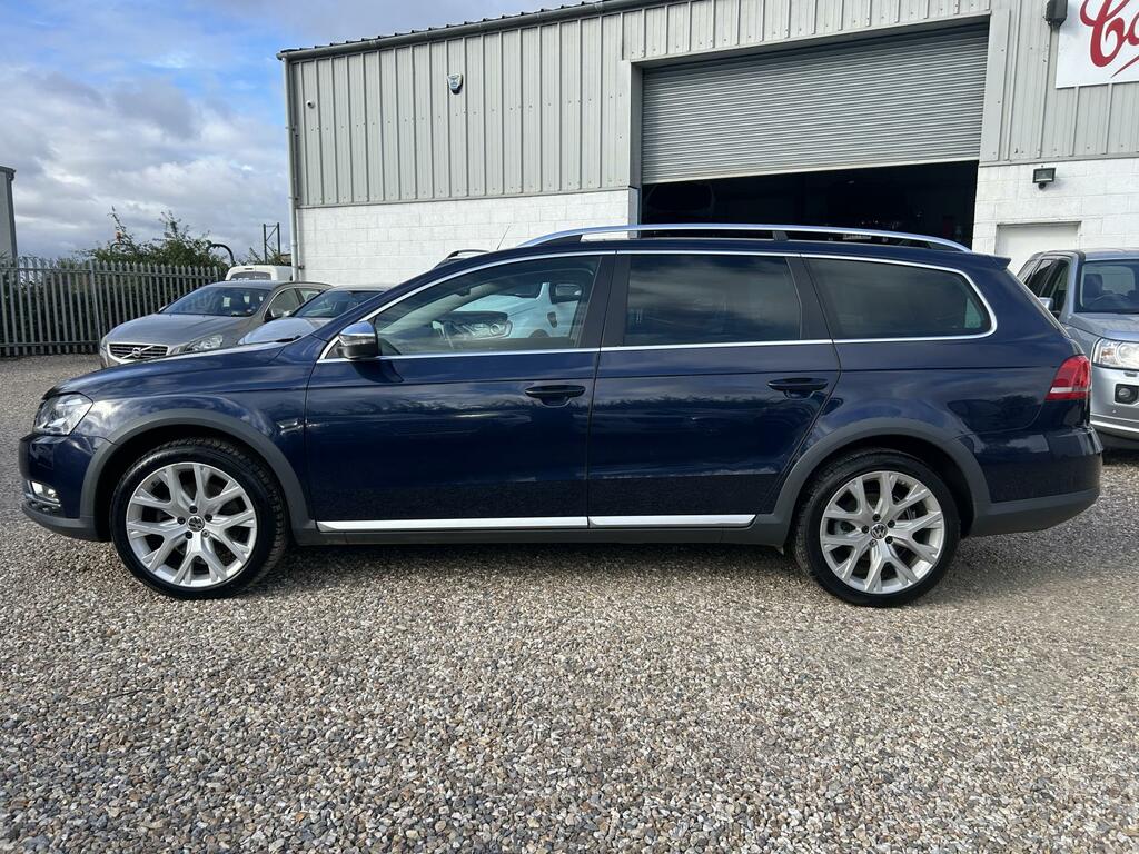 Volkswagen Passat Alltrack 2.0 Tdi Bluemotion Tech Alltrack Estate Blue #6