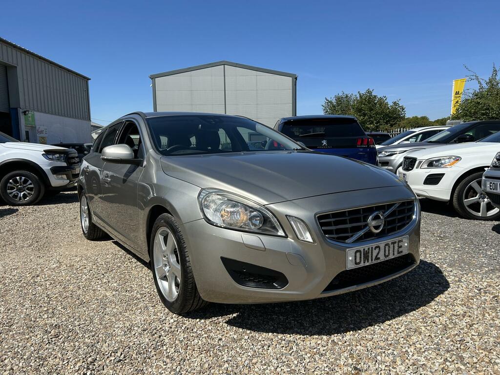 Volvo V60 1.6 T3 Se Estate Powershift Euro 5 150 OW12OTE Gold #3