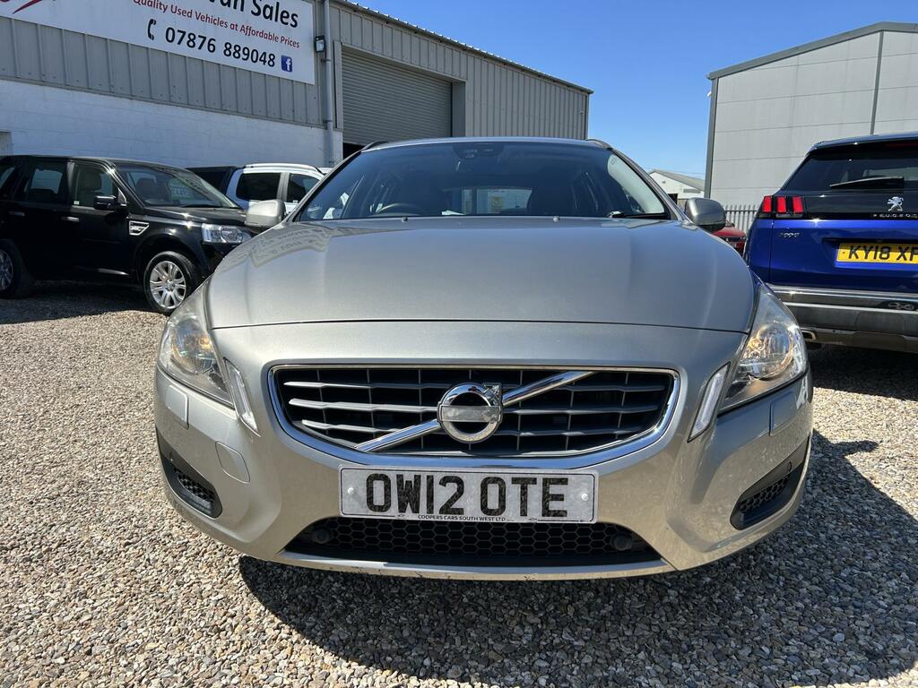 Volvo V60 1.6 T3 Se Estate Powershift Euro 5 150 OW12OTE Gold #2