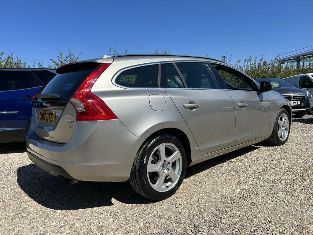 Volvo V60 1.6 T3 Se Estate Powershift Euro 5 150 OW12OTE Gold #5