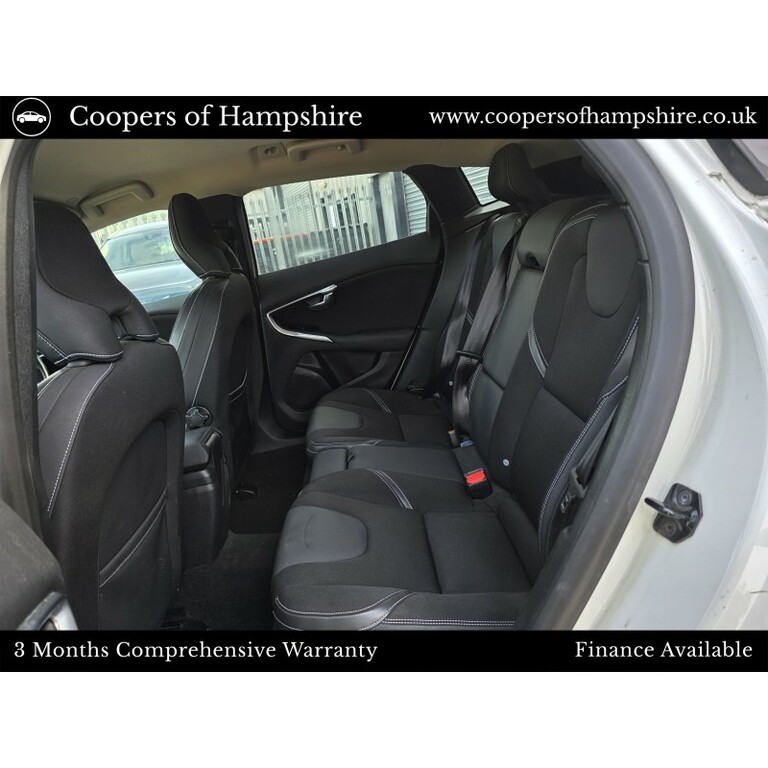 Volvo V40 Diesel White #3