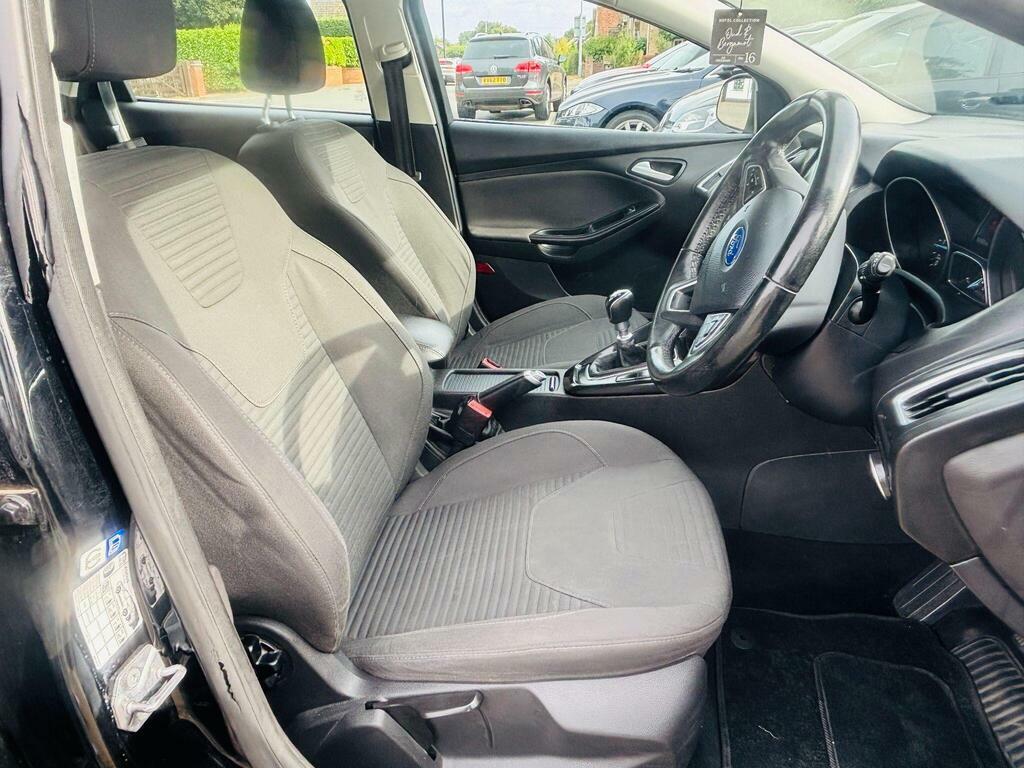 Ford Focus 1.5T Ecoboost Titanium Estate 15 Grey #17