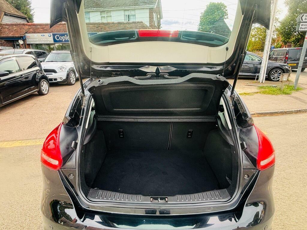 Ford Focus 1.5T Ecoboost Titanium Estate 15 Grey #19