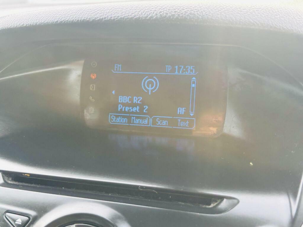 Ford Focus 1.0T Ecoboost Zetec Estate Euro Silver #22