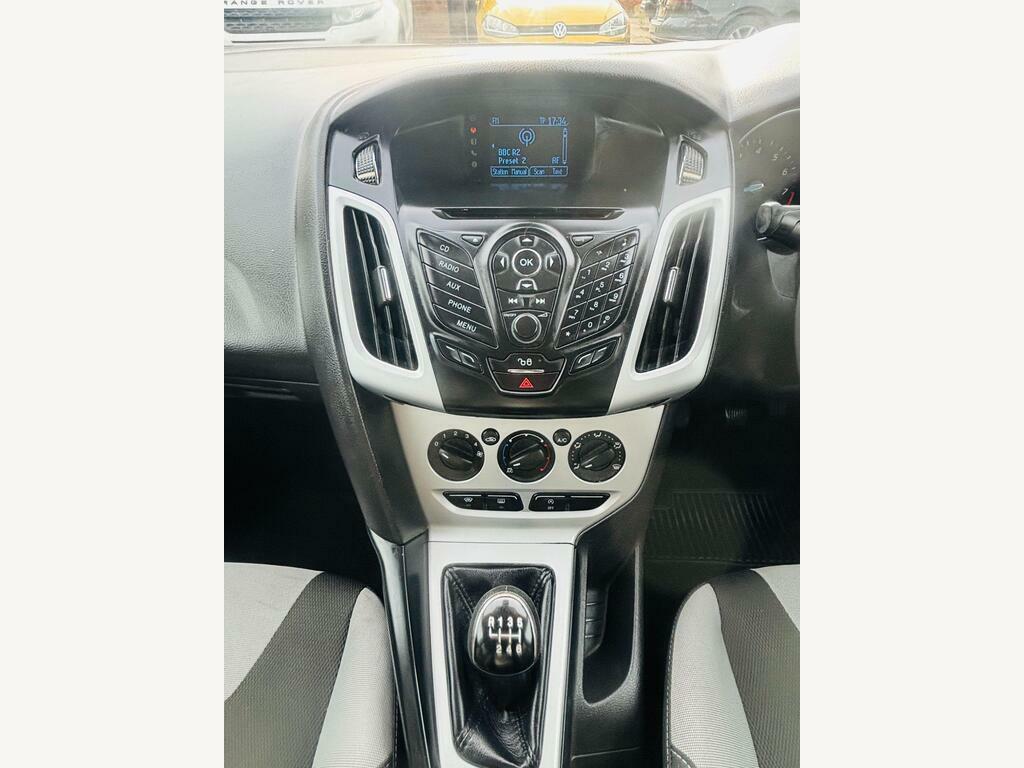 Ford Focus 1.0T Ecoboost Zetec Estate Euro Silver #17