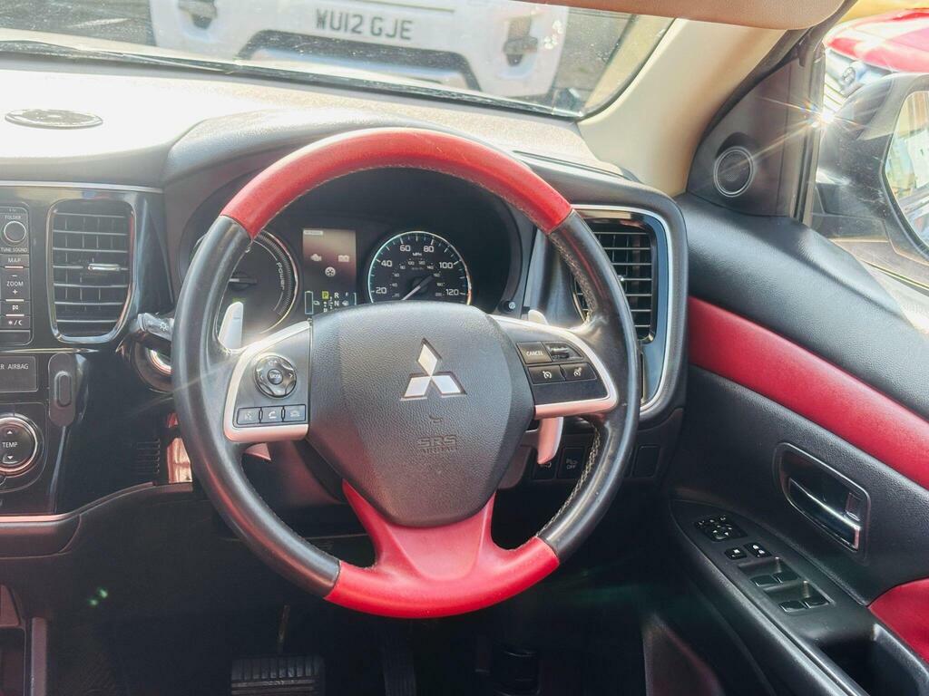 Mitsubishi Outlander 2.0H 12Kwh Gx4h Suv Plug-in Hybrid Cvt White #21