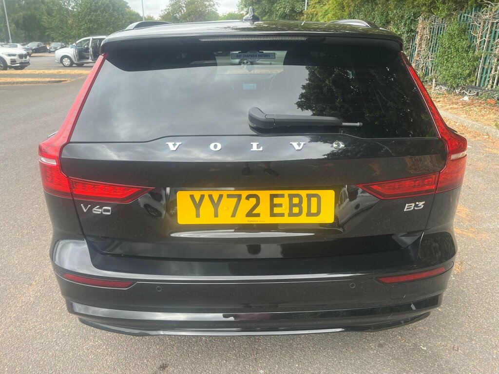 Volvo V60 2.0 B3 Mhev Plus Dct Euro 6 Ss Black #6
