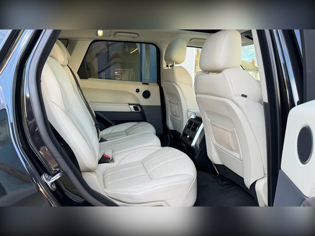 Land Rover Range Rover Sport Range Rover Sport Hse Sdv6 White #16