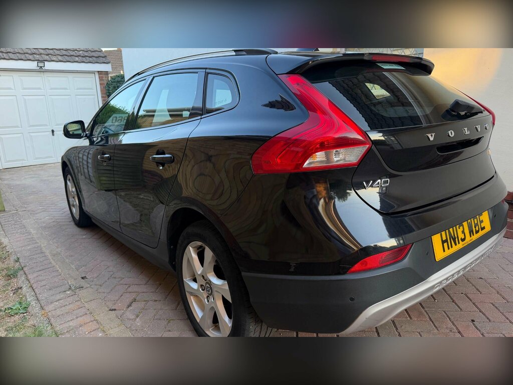 Volvo V40 Cross Country 1.6 D2 Lux Nav Powershift Euro 5 Ss Black #3