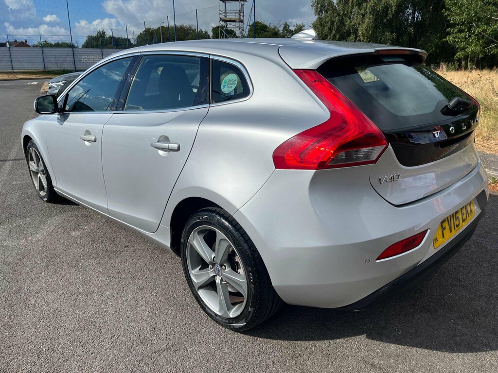 Volvo V40 1.6 D2 Se Lux Powershift Euro 5 Ss FV15EKX Silver #4