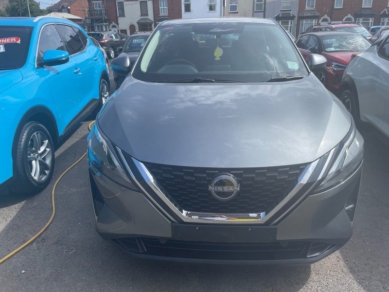 Nissan Qashqai 1.3 Dig-t Mhev Acenta Grey #3