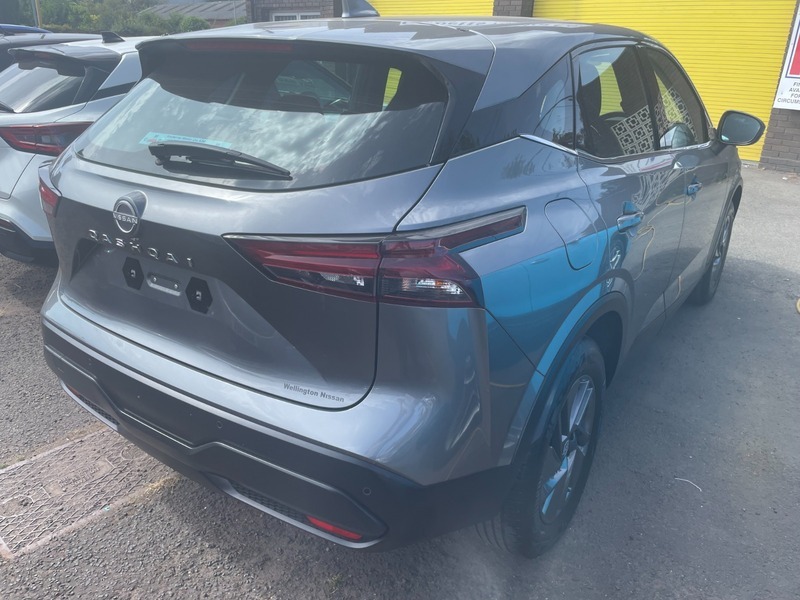 Nissan Qashqai 1.3 Dig-t Mhev Acenta Grey #6