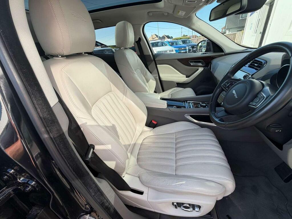 Jaguar F-Pace Suv 2.0 D180 Portfolio Awd Euro 6 Ss Black #4