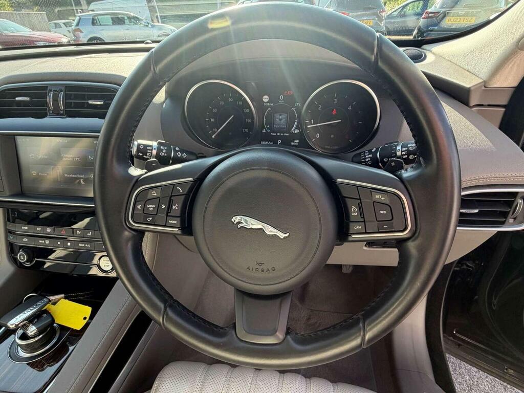 Jaguar F-Pace Suv 2.0 D180 Portfolio Awd Euro 6 Ss Black #5