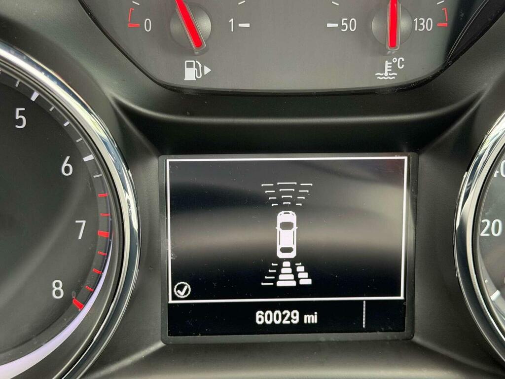 Vauxhall Astra 1.5 Turbo D Business Edition Nav Silver #13