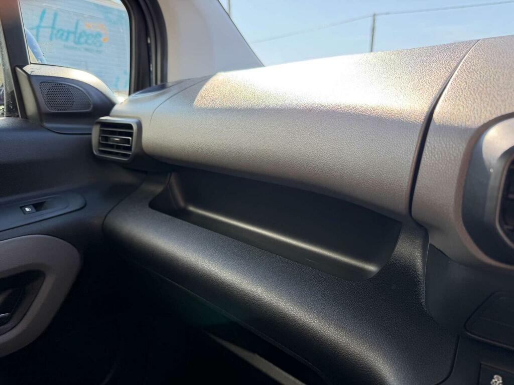 Peugeot Rifter Bluehdi Ss Allure #16