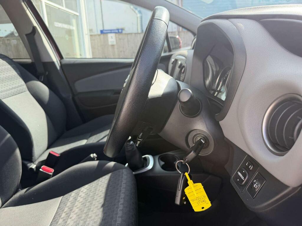 Toyota Yaris 1.5 Vvt-i Icon Tech Euro 6 Blue #24