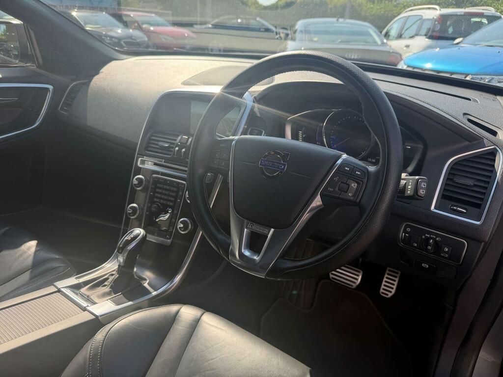 Volvo XC60 2.4 D5 R-design Lux Nav Awd Euro 6 Ss Grey #3