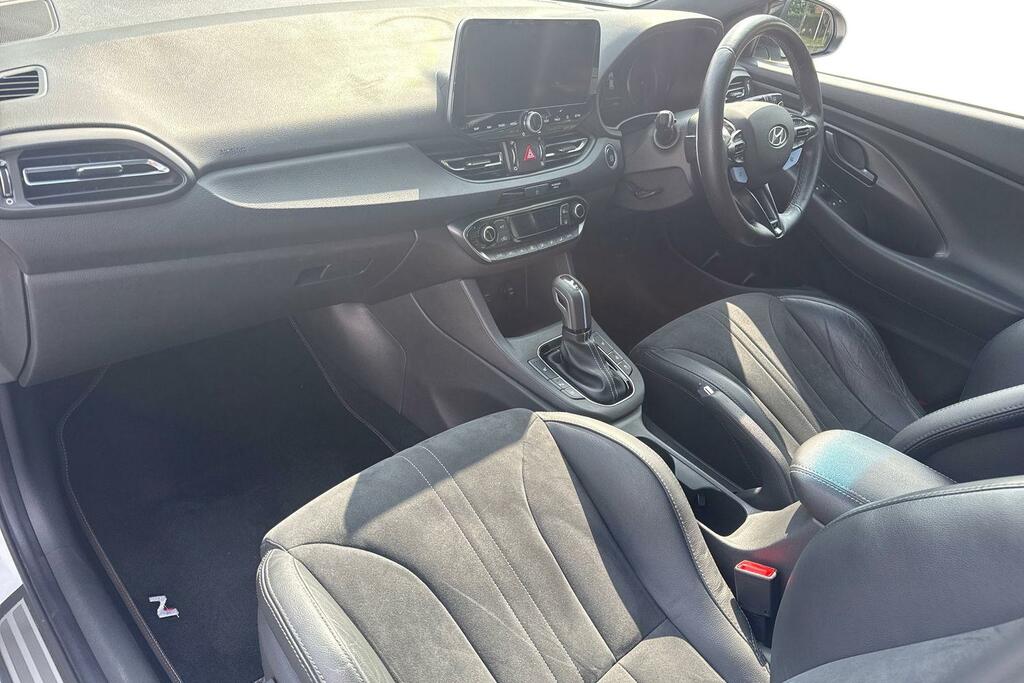 Hyundai I30 T-gdi N White #2