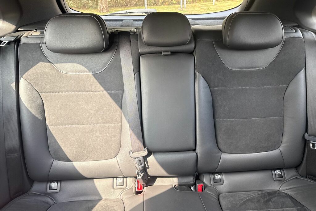 Hyundai I30 1.4 Comfort Euro 4 Red #19