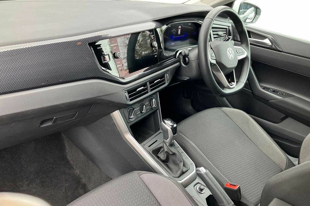 Volkswagen Polo 1.0 Tsi Match Dsg White #2