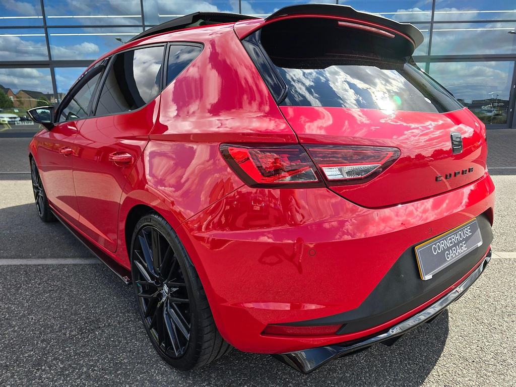 Seat Leon Leon Cupra Black Tsi Red #5