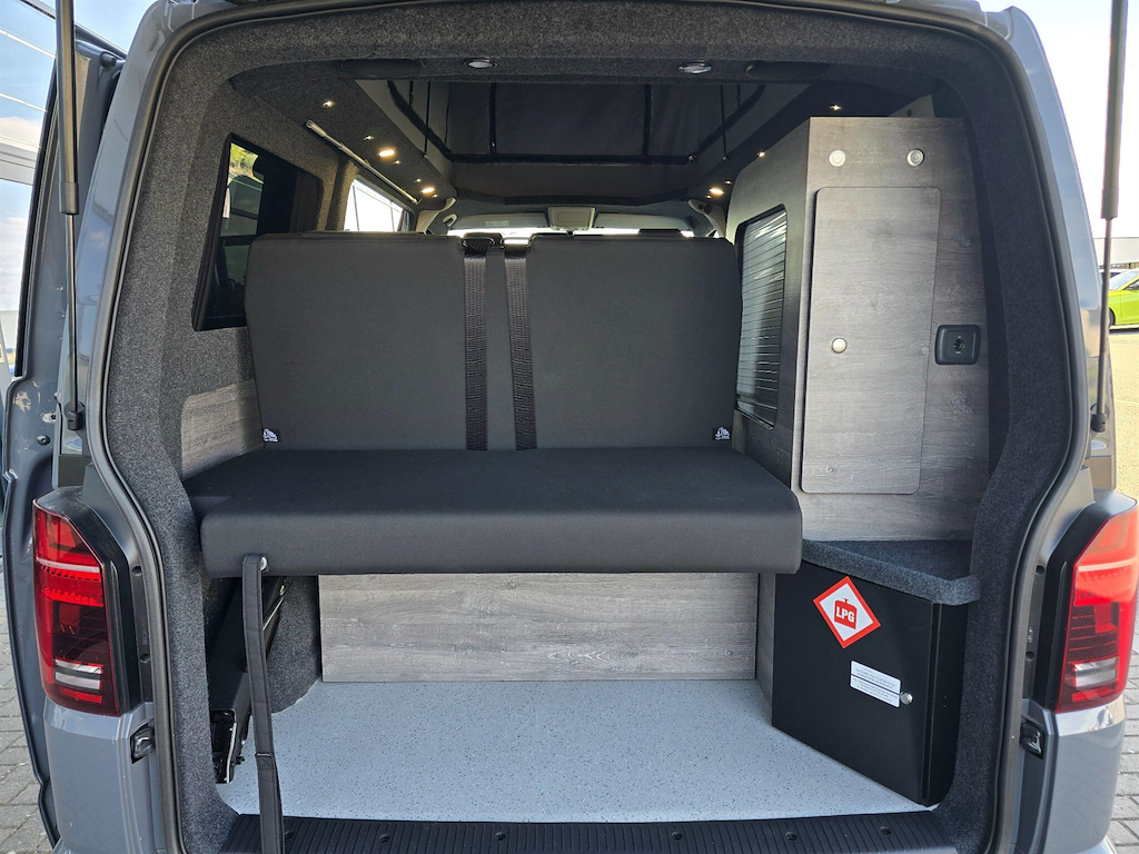 Volkswagen Transporter Tdi 150 Van Dsg T30 Highline Lwb Blue #8