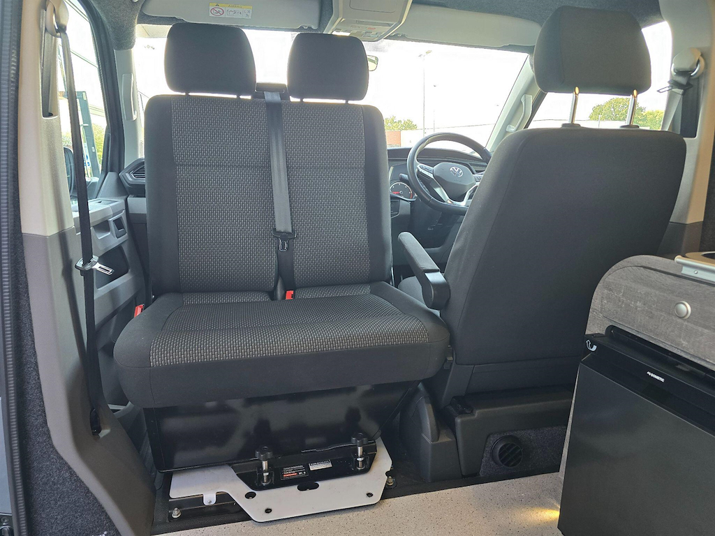 Volkswagen Transporter 2.0 Tdi T28 Highline Fwd Swb Euro 6 Ss Grey #6