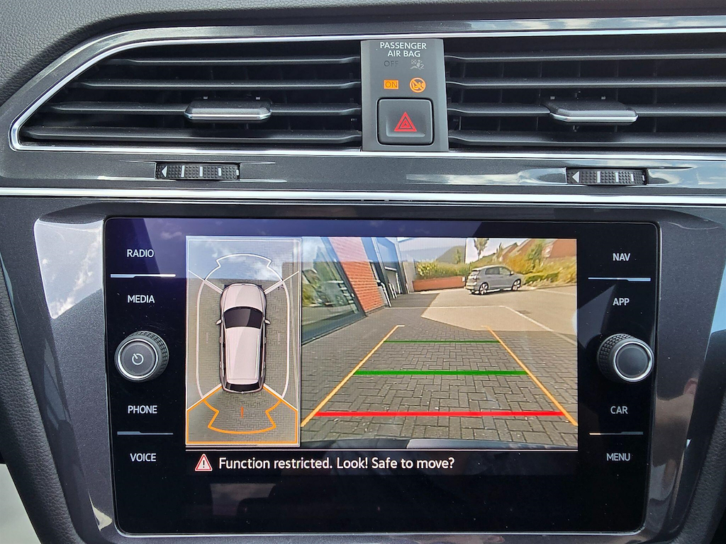 Volkswagen Tiguan Allspace Tiguan Allspace R-line Tech Tsi Evo Black #3