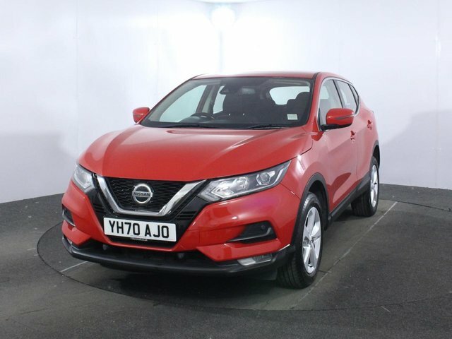 Nissan Qashqai 1.3 Dig-t Acenta Premium Suv Eur YH70AJO Red #3
