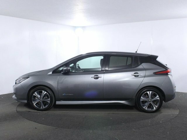 Nissan Leaf 40Kwh Tekna Hatchback 150 Ps WF70UZP Grey #4