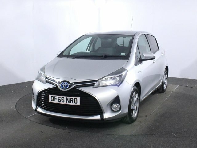 Toyota Yaris 1.5 Vvt-h Icon Hatchback Hybrid E-cvt E DF66NRO Silver #3