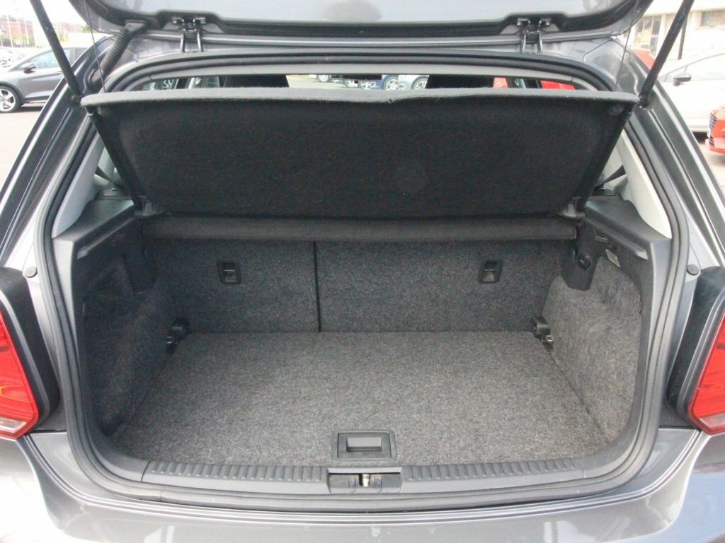 Volkswagen Polo Hatchback 1.4 Tdi Match 200909 Blue #29