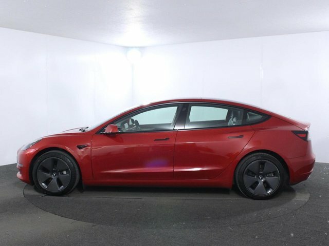 Tesla Model 3 Dual Motor Long Range Saloon 4 Red #3