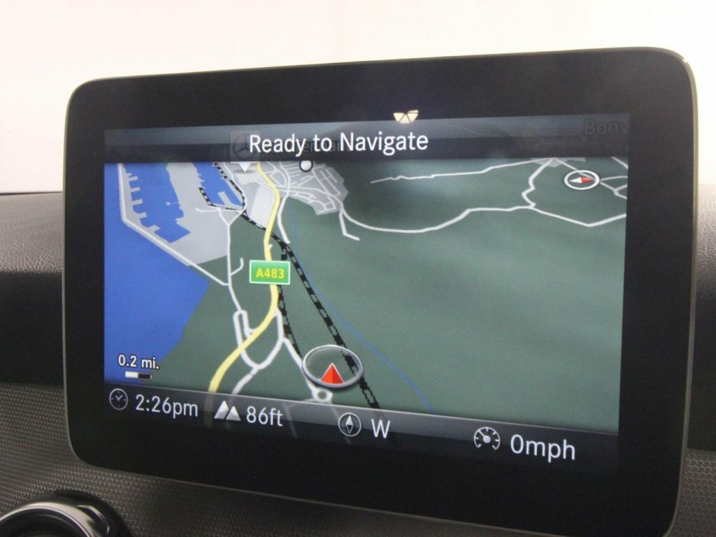 Mercedes-Benz GLA Class Mercedes Benz Gla 1.6 Gla180 Urban Edition Suv ... Red #40